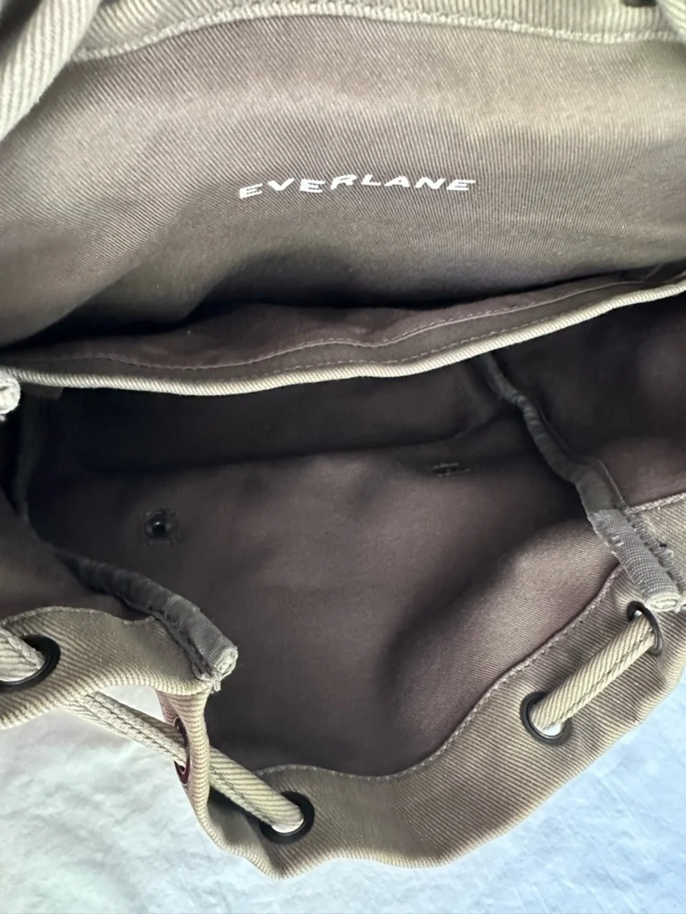 Everlane Modern Snap Canvas Backpack Tan Khaki Leather Trim Drawstring Laptop
